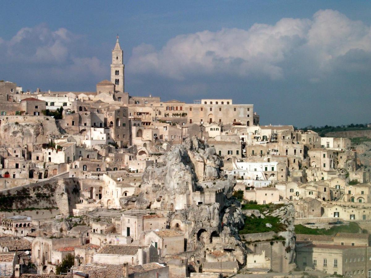Bliss Apartment - Matera Luaran gambar